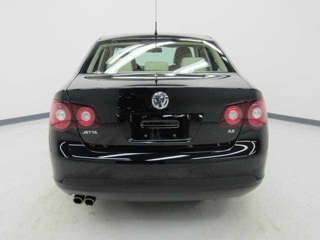 Volkswagen Jetta 2010 photo 1
