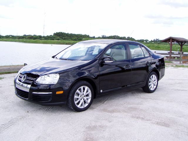 Volkswagen Jetta 2010 photo 3