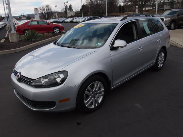 Volkswagen Jetta SEL Front-wheel Drive Unspecified