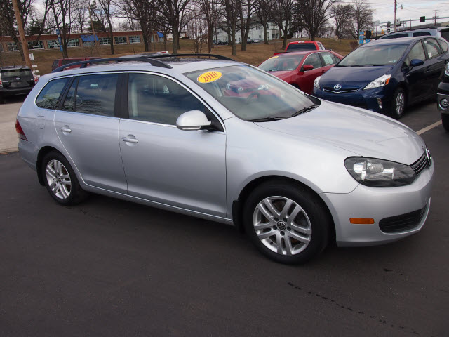 Volkswagen Jetta 2010 photo 3