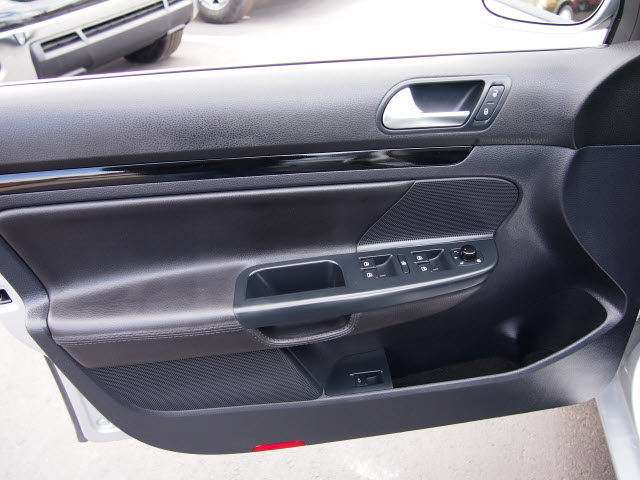 Volkswagen Jetta 2010 photo 5