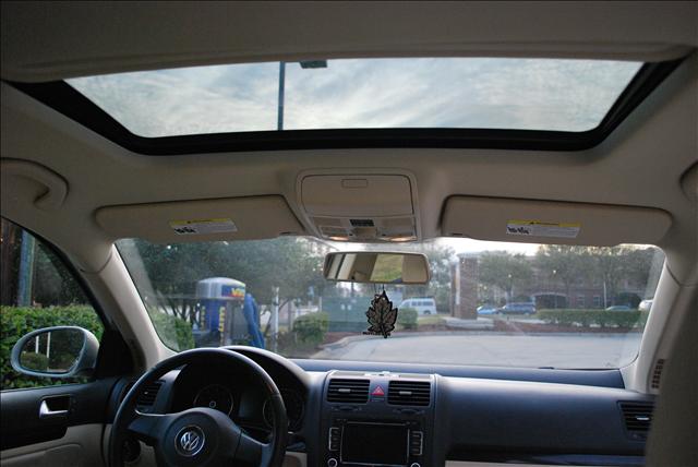 Volkswagen Jetta 2010 photo 1