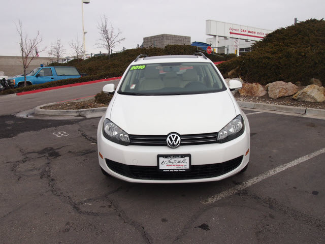 Volkswagen Jetta 2010 photo 2