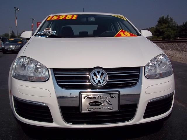 Volkswagen Jetta 2010 photo 1