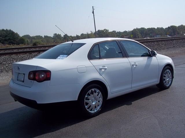 Volkswagen Jetta 2010 photo 5
