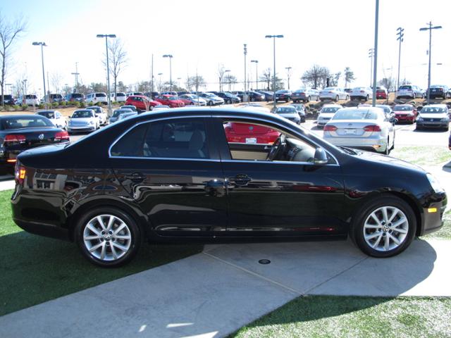Volkswagen Jetta 2010 photo 4