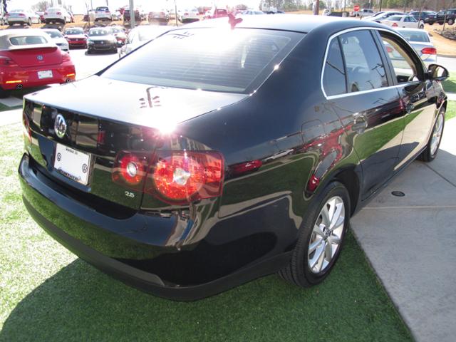 Volkswagen Jetta 2010 photo 5