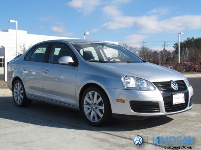 Volkswagen Jetta 2010 photo 1