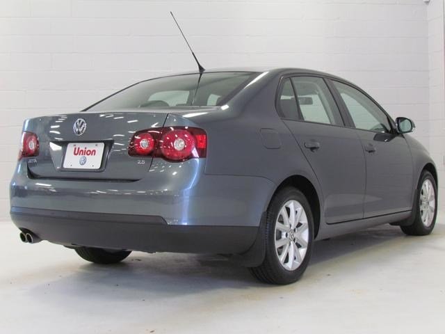 Volkswagen Jetta 2010 photo 5