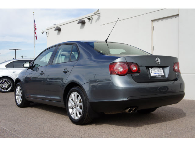 Volkswagen Jetta 2010 photo 3