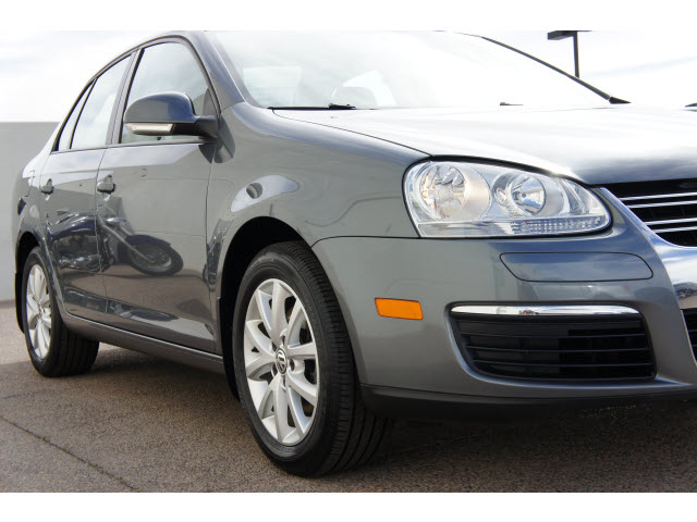Volkswagen Jetta 2010 photo 4