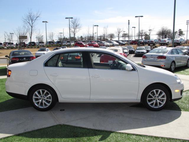 Volkswagen Jetta 2010 photo 5