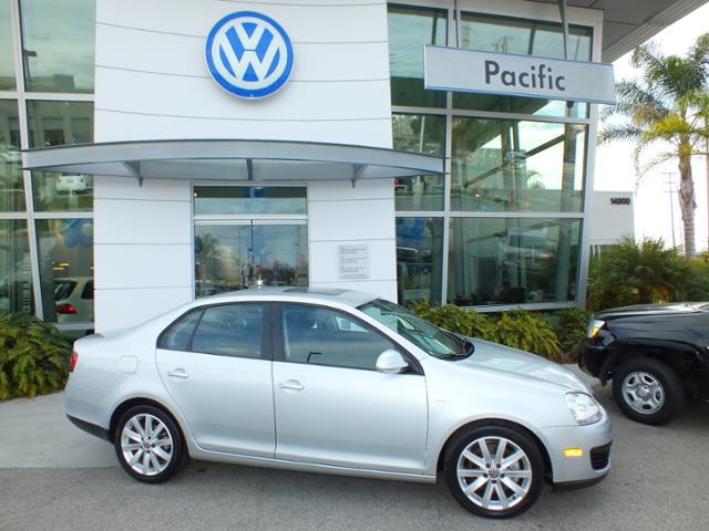Volkswagen Jetta 2010 photo 3