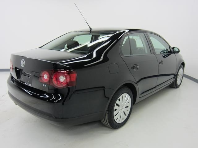 Volkswagen Jetta 2010 photo 1