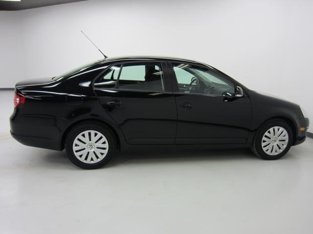 Volkswagen Jetta 2010 photo 3