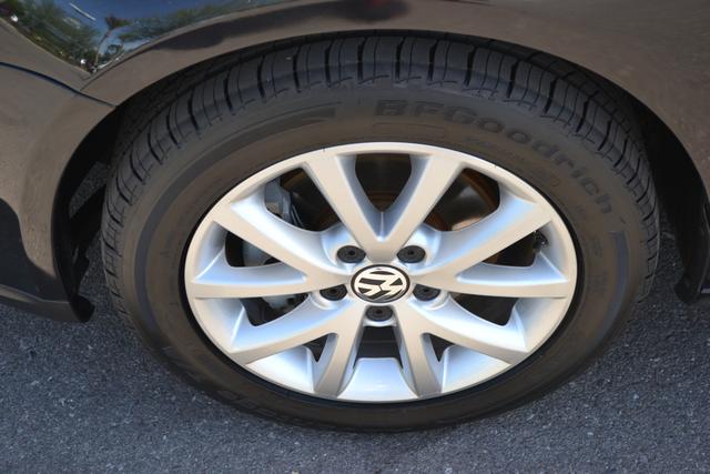 Volkswagen Jetta 2010 photo 5