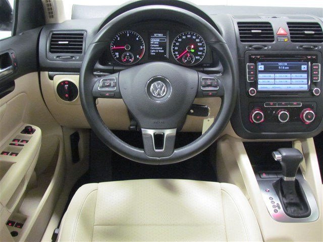 Volkswagen Jetta 2010 photo 5