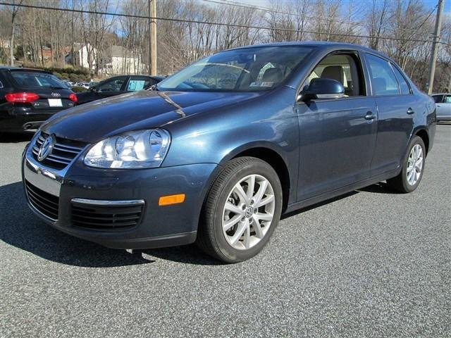 Volkswagen Jetta 2010 photo 1