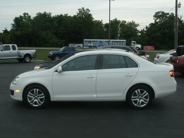 Volkswagen Jetta 2010 photo 1