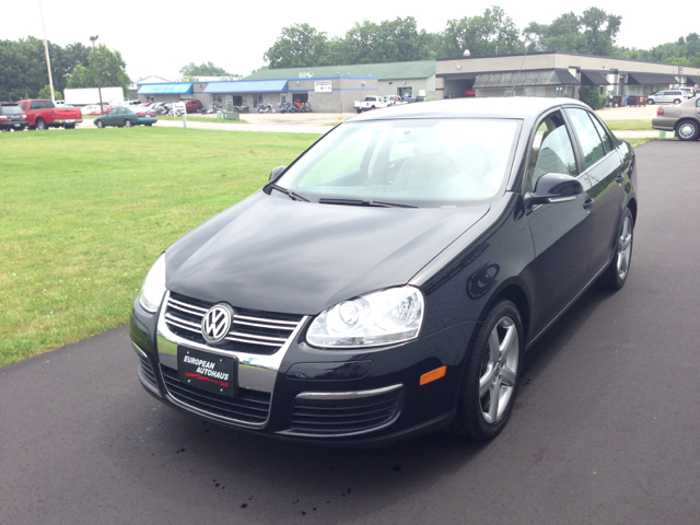 Volkswagen Jetta 2010 photo 1