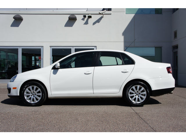 Volkswagen Jetta 2010 photo 3
