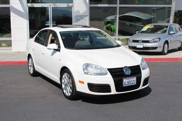 Volkswagen Jetta 2010 photo 1