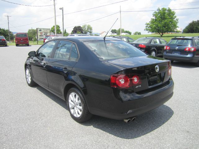 Volkswagen Jetta 2010 photo 1