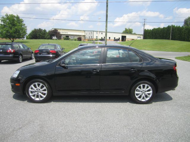 Volkswagen Jetta 2010 photo 4