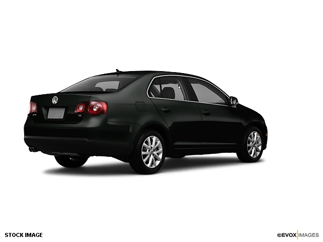 Volkswagen Jetta 2010 photo 1