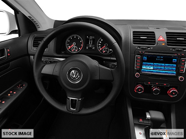 Volkswagen Jetta 2010 photo 4