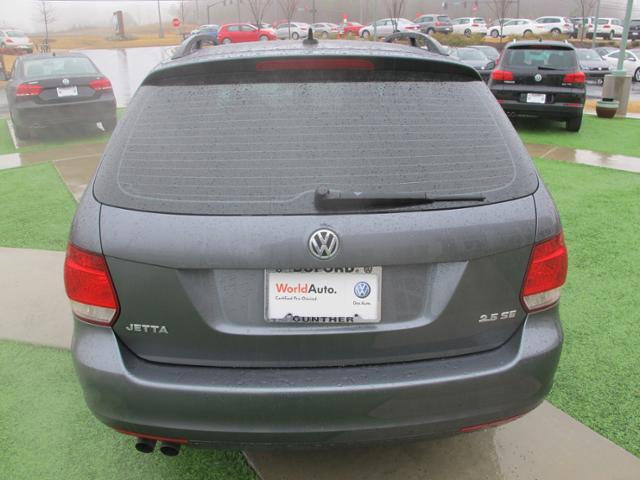 Volkswagen Jetta SEL Front-wheel Drive Unspecified