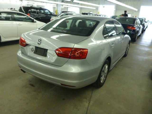 Volkswagen Jetta XR Sedan