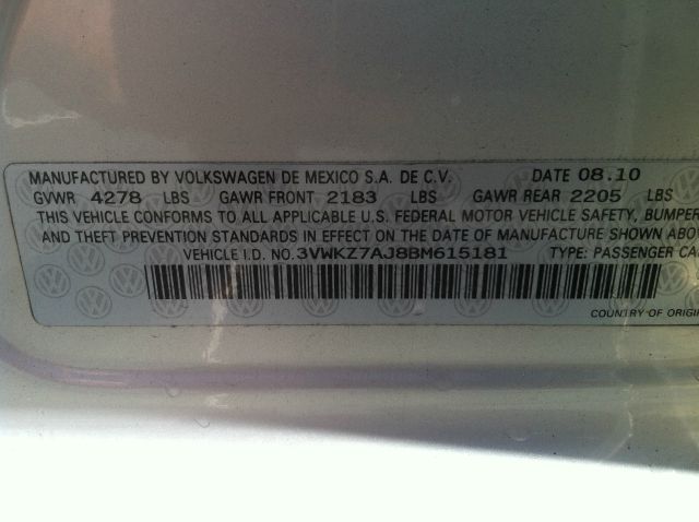 Volkswagen Jetta 4 Door SR5 V6 Reg Bed Wagon