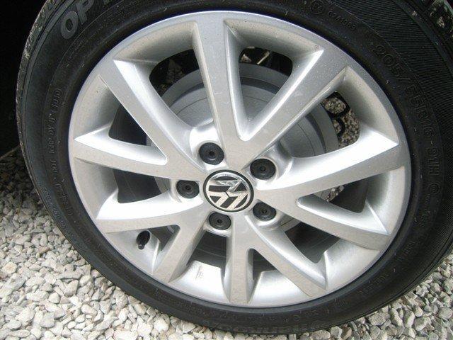 Volkswagen Jetta 2011 photo 2