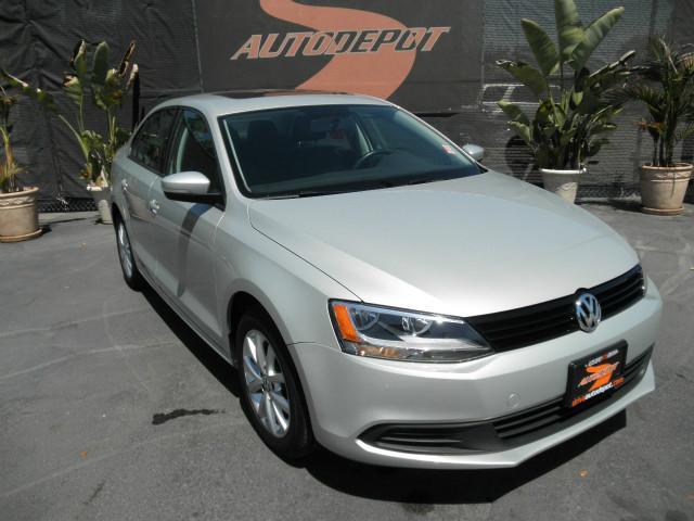 Volkswagen Jetta 2011 photo 1