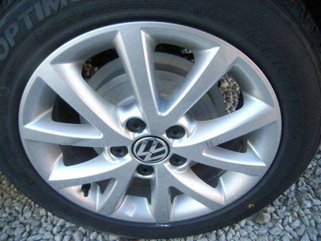 Volkswagen Jetta 2011 photo 1