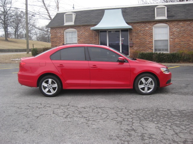 Volkswagen Jetta 2011 photo 1