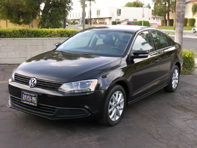 Volkswagen Jetta 2011 photo 2