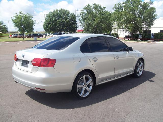 Volkswagen Jetta 2011 photo 3
