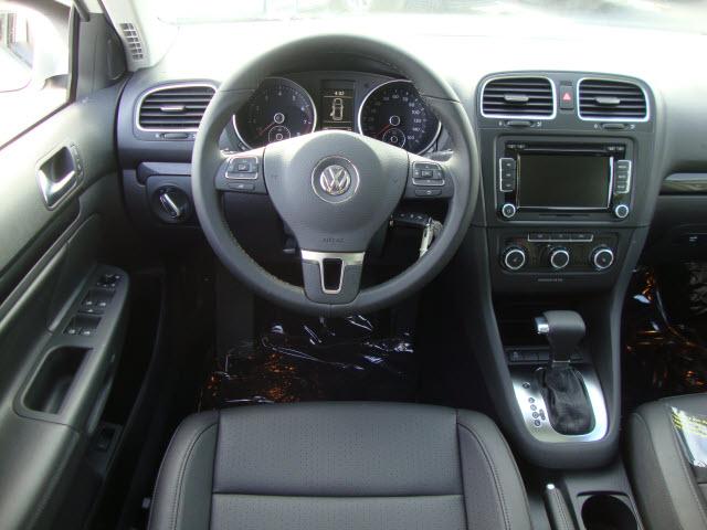 Volkswagen Jetta 2011 photo 1