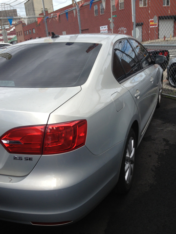 Volkswagen Jetta Supercharged Notchback Sedan
