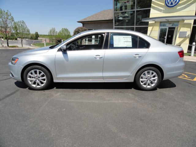 Volkswagen Jetta 2011 photo 1
