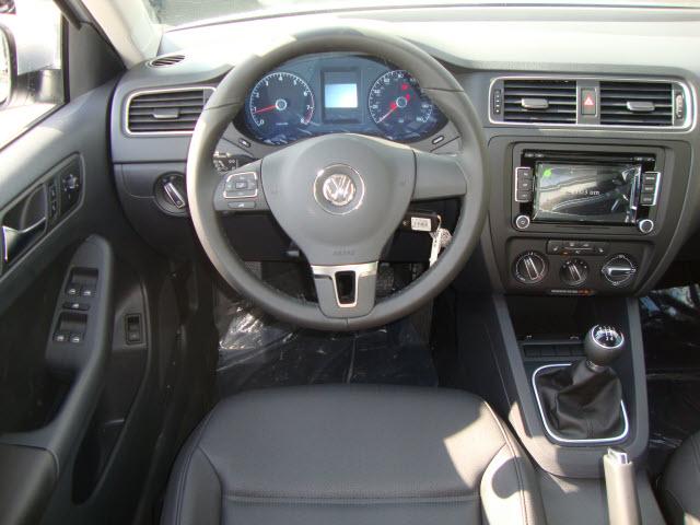 Volkswagen Jetta 2011 photo 1