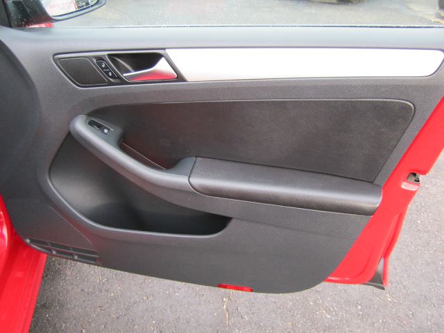 Volkswagen Jetta CD With MP3 Sedan