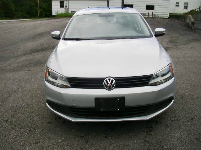 Volkswagen Jetta 2011 photo 3