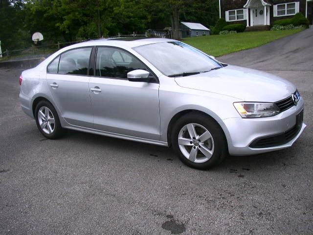 Volkswagen Jetta 2011 photo 4