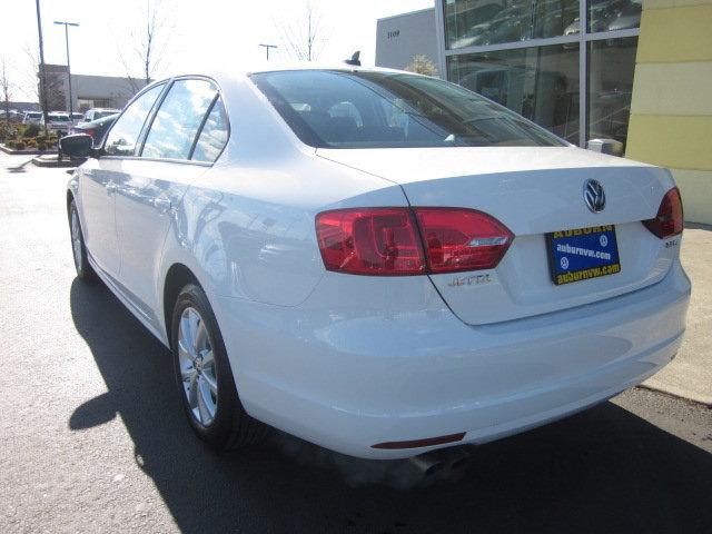 Volkswagen Jetta 2011 photo 1
