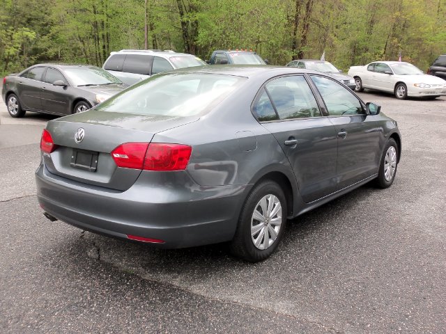 Volkswagen Jetta 2011 photo 4
