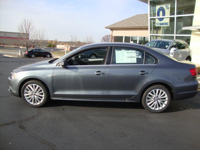 Volkswagen Jetta 5XT Sedan
