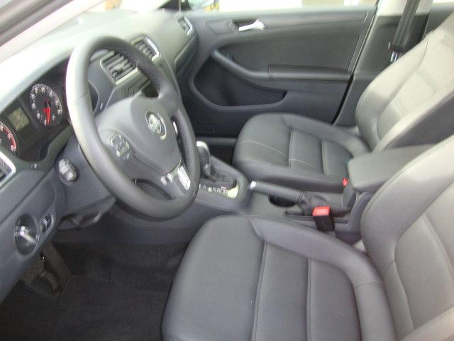 Volkswagen Jetta 2011 photo 3